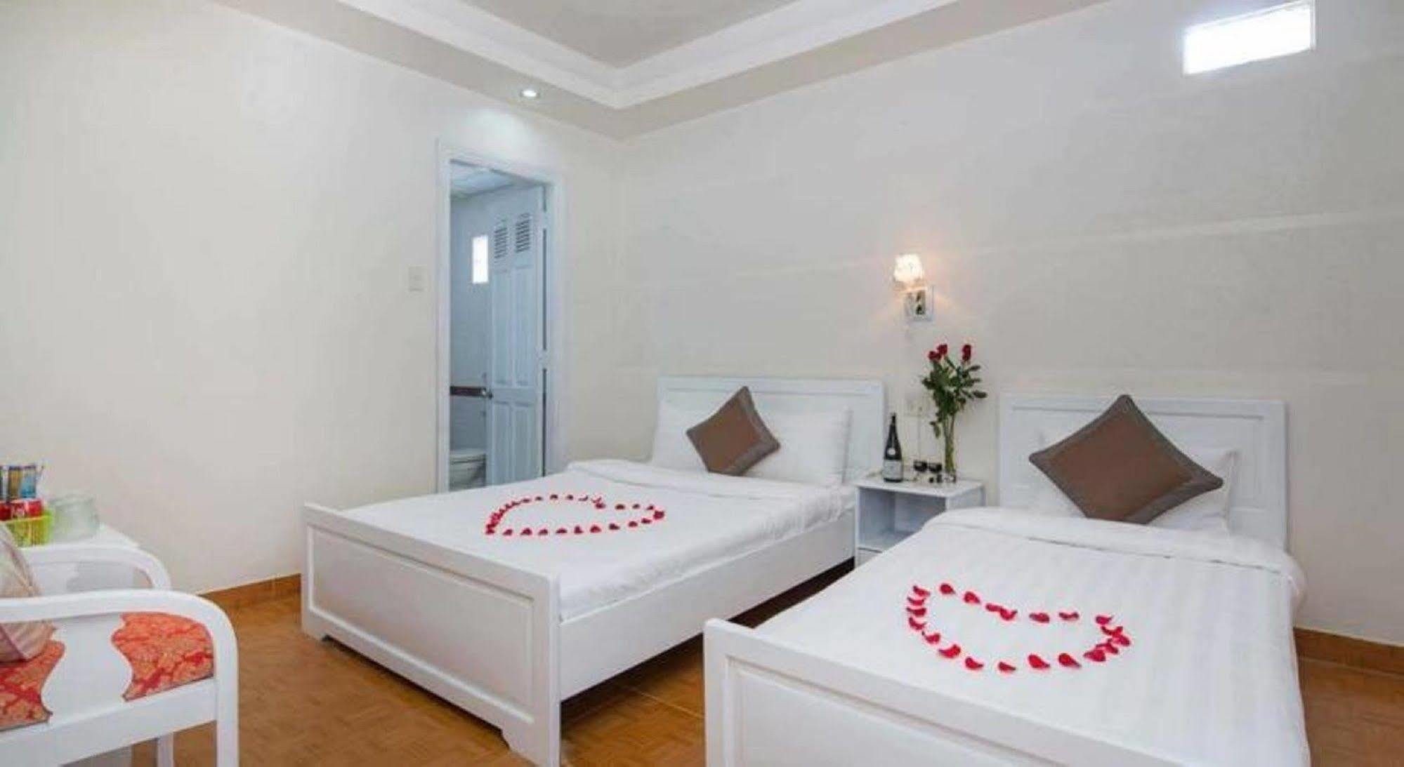 Ken Hotel Нячанг Екстер'єр фото